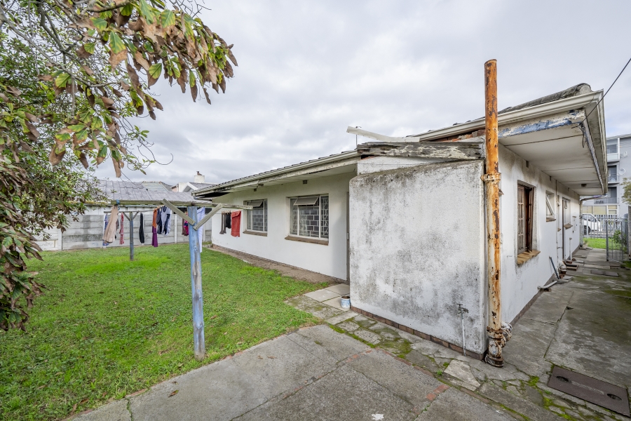 4 Bedroom Property for Sale in Bellville Central Western Cape